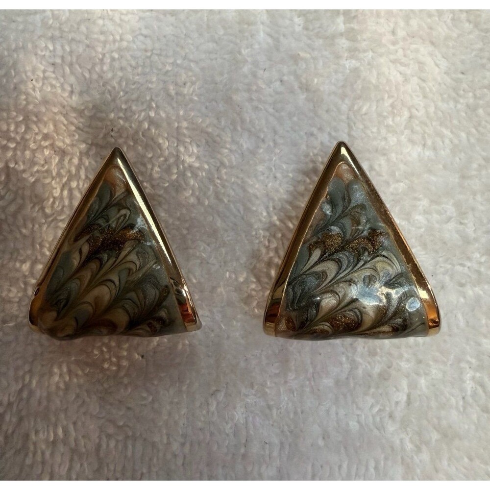 Vintage 1980s Marbled Lucite Triangle Earrings Gold Tone Geometric State